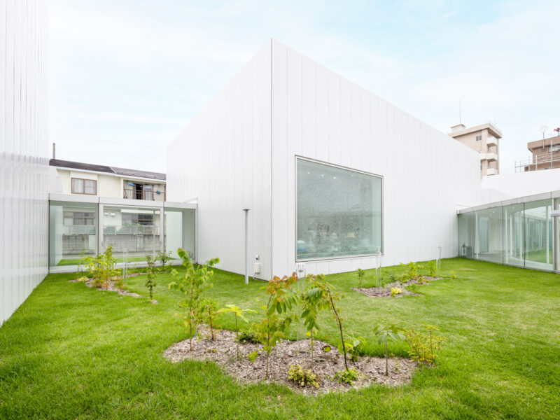 Anais-karenin’s exhibition at 十和田市現代美術館